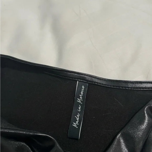 ASYOU Wet Look Corset Top in Black - Picture 5 of 6